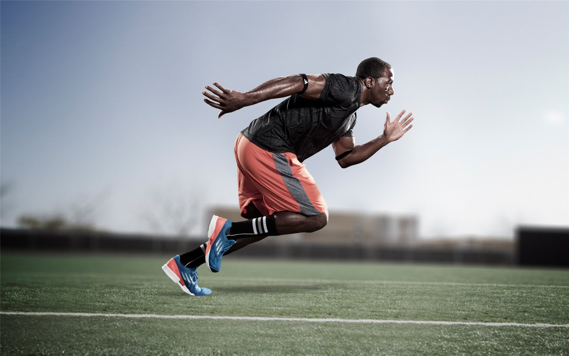 女子国家队加强门将专项训练提升比赛安全感，女子国家队队员